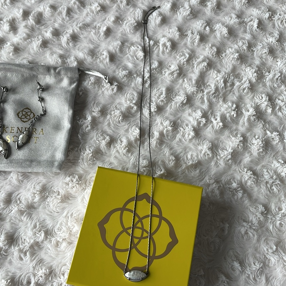 š„KENDRA SCOTT SETš„ - Picture 4 of 8